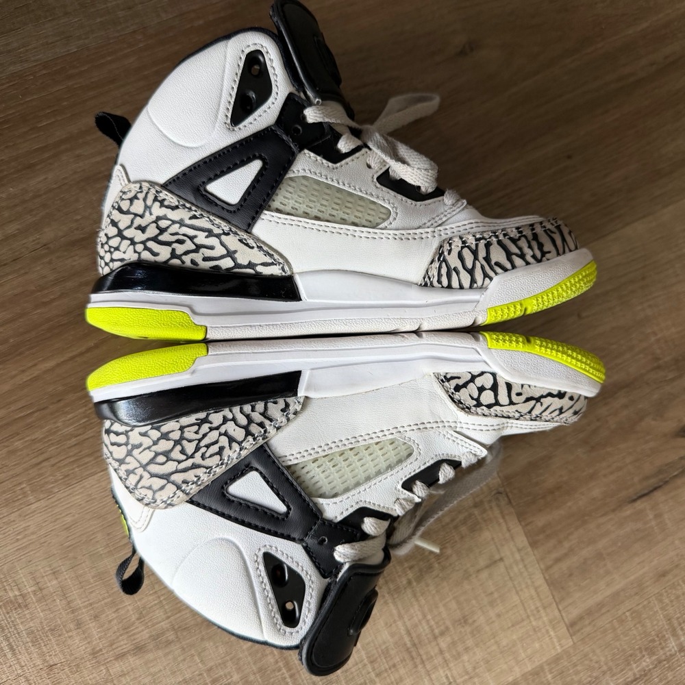 Jordan Spizike White Black Volt Elephant Print Kids Sneakers 12C CJ7214-170